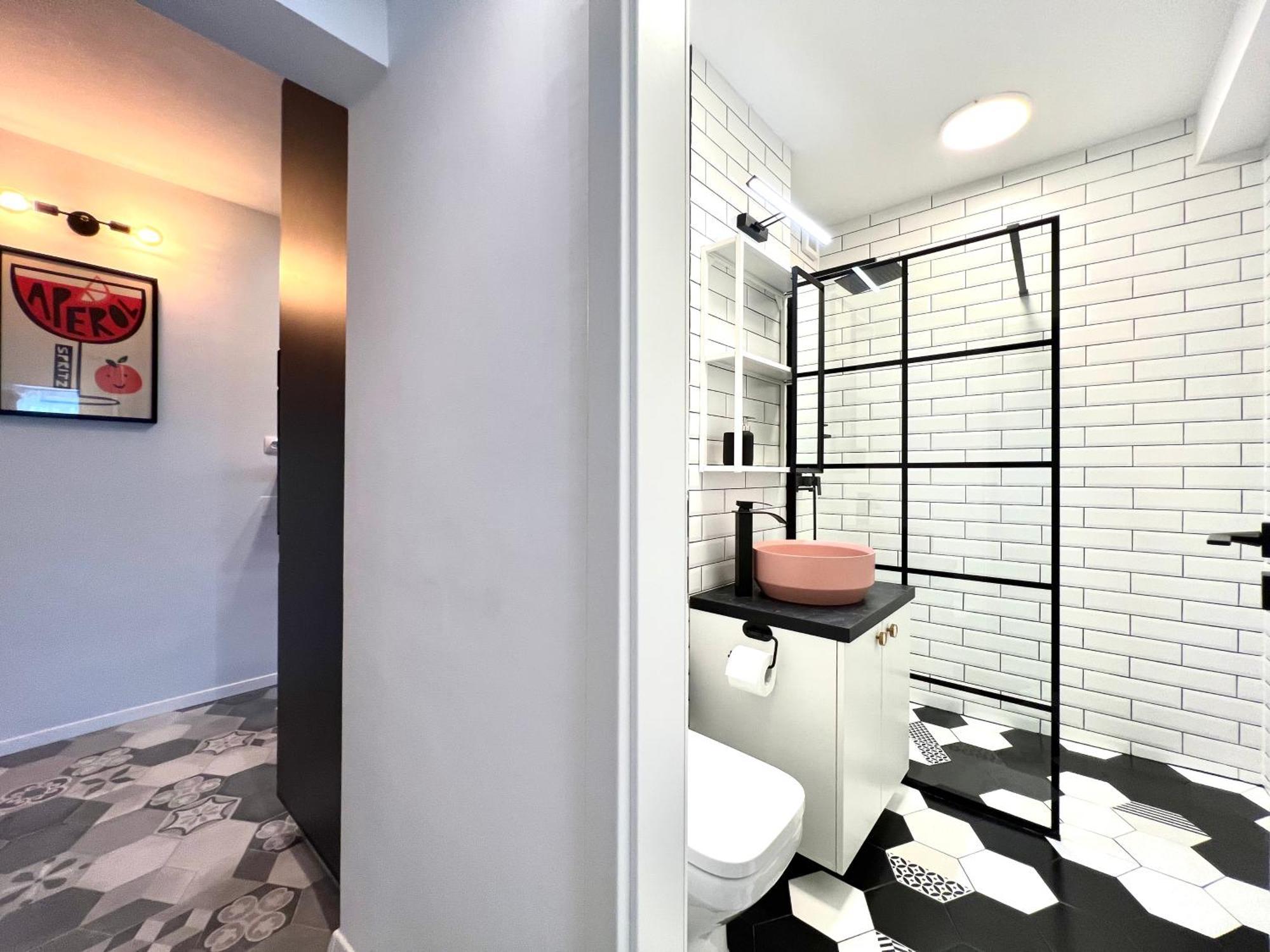 Castanilor 6 - Hip Industrial Apartment Close To City Centre Braşov Eksteriør billede