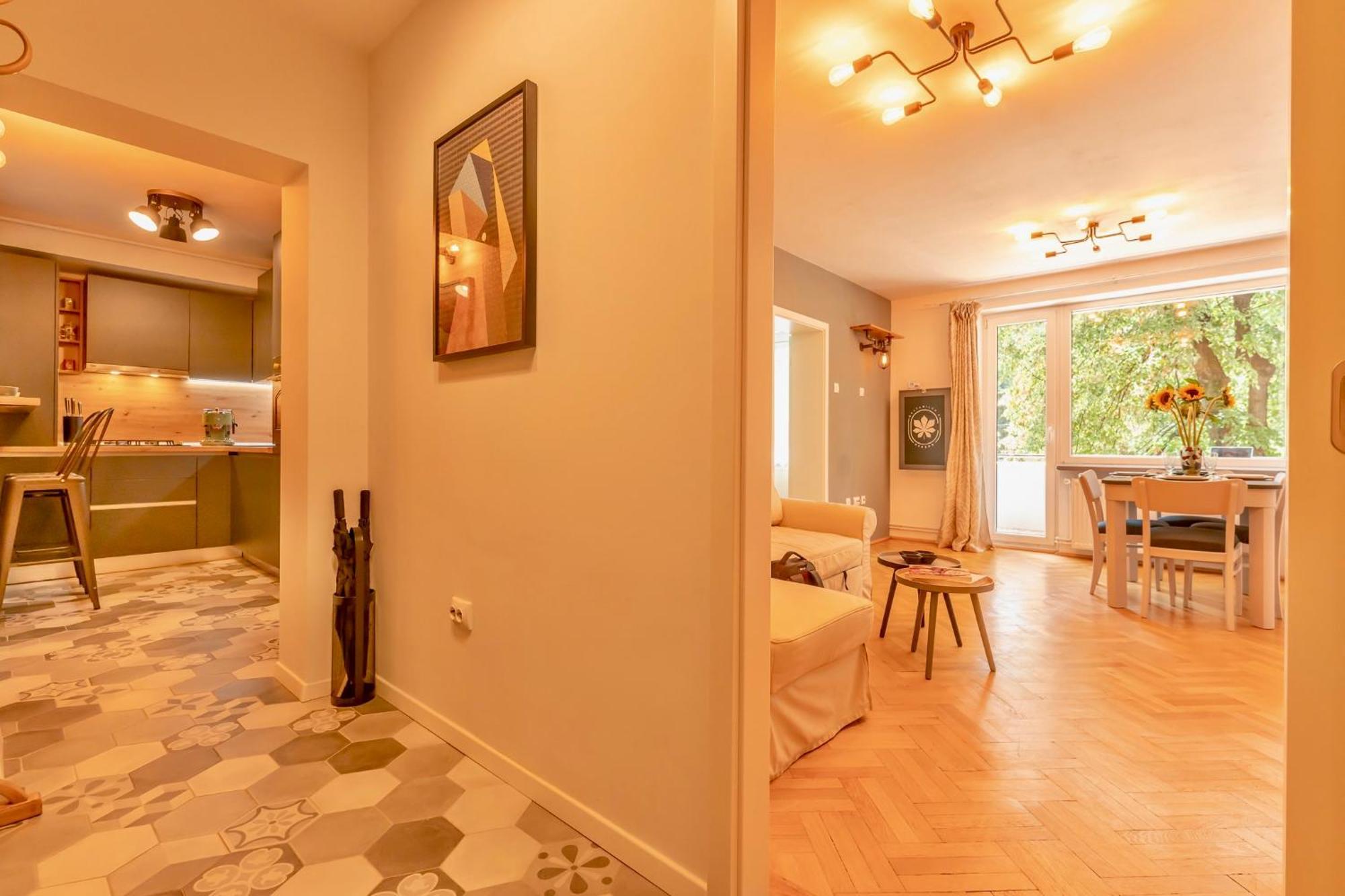 Castanilor 6 - Hip Industrial Apartment Close To City Centre Braşov Eksteriør billede