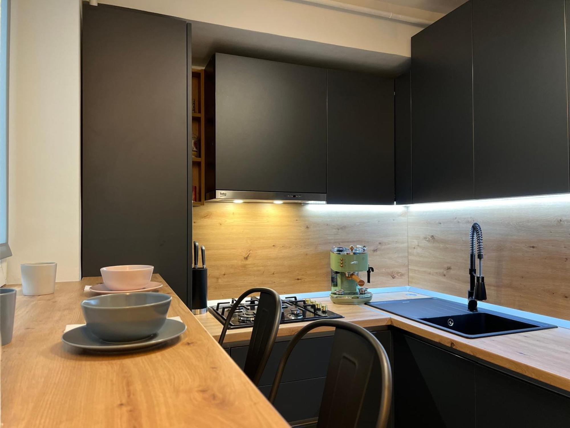Castanilor 6 - Hip Industrial Apartment Close To City Centre Braşov Eksteriør billede