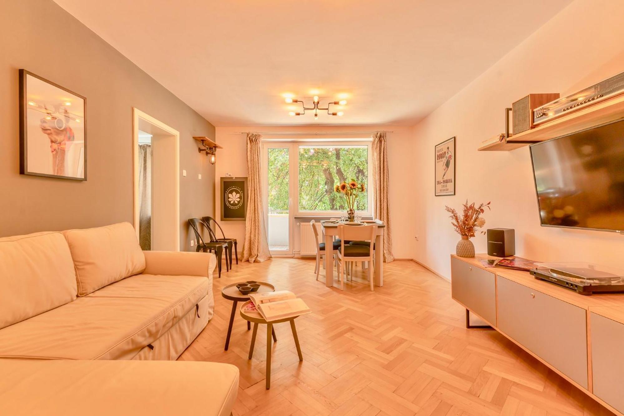 Castanilor 6 - Hip Industrial Apartment Close To City Centre Braşov Eksteriør billede