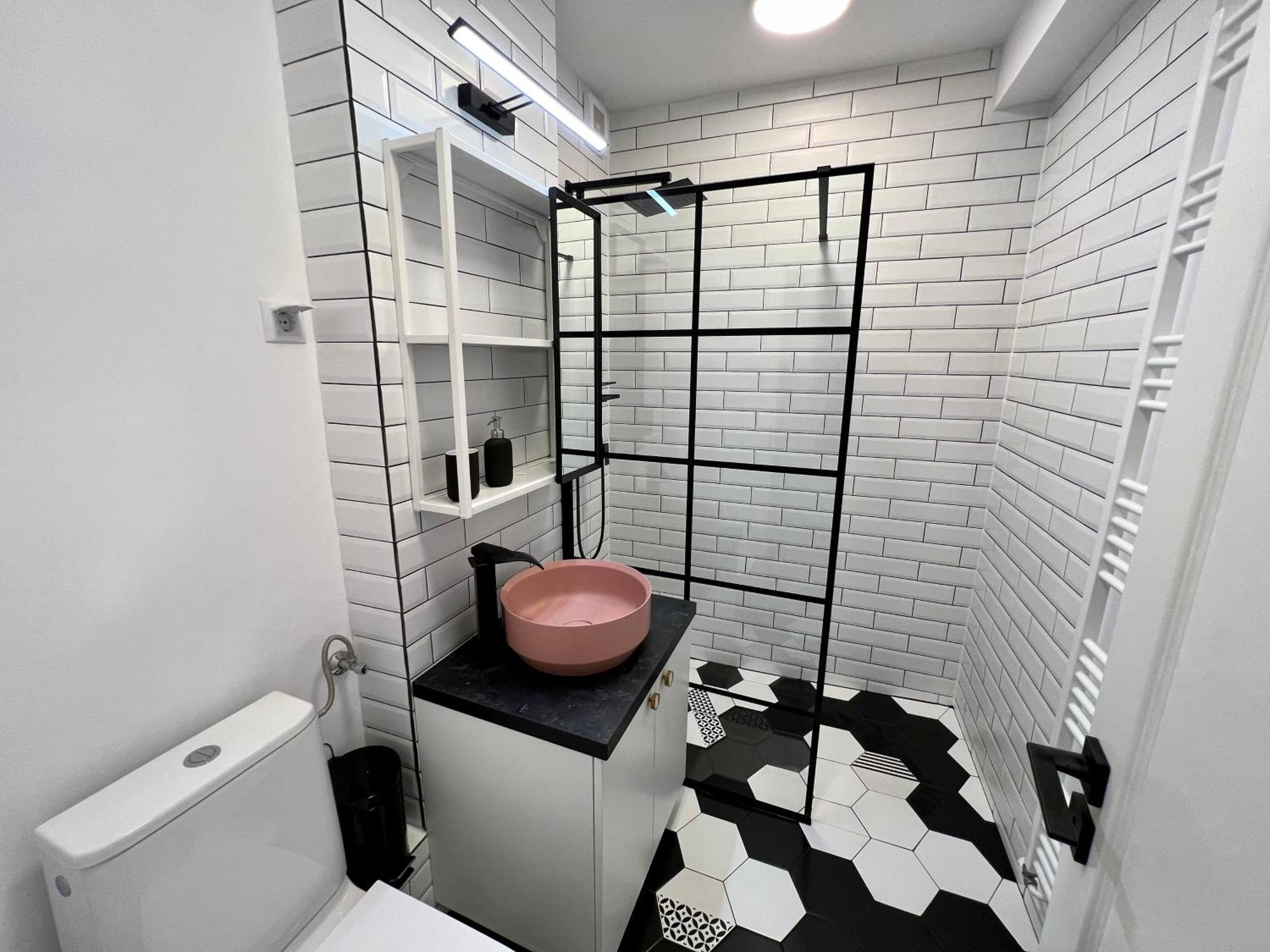 Castanilor 6 - Hip Industrial Apartment Close To City Centre Braşov Eksteriør billede
