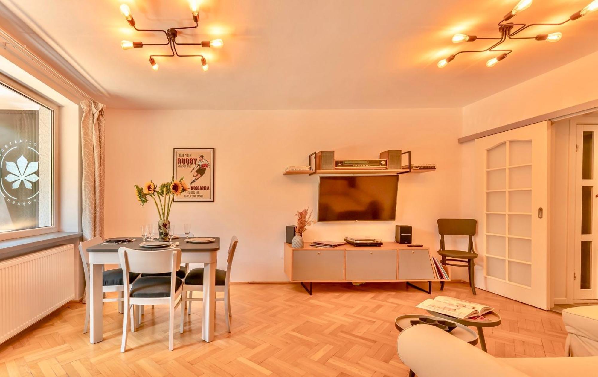 Castanilor 6 - Hip Industrial Apartment Close To City Centre Braşov Eksteriør billede