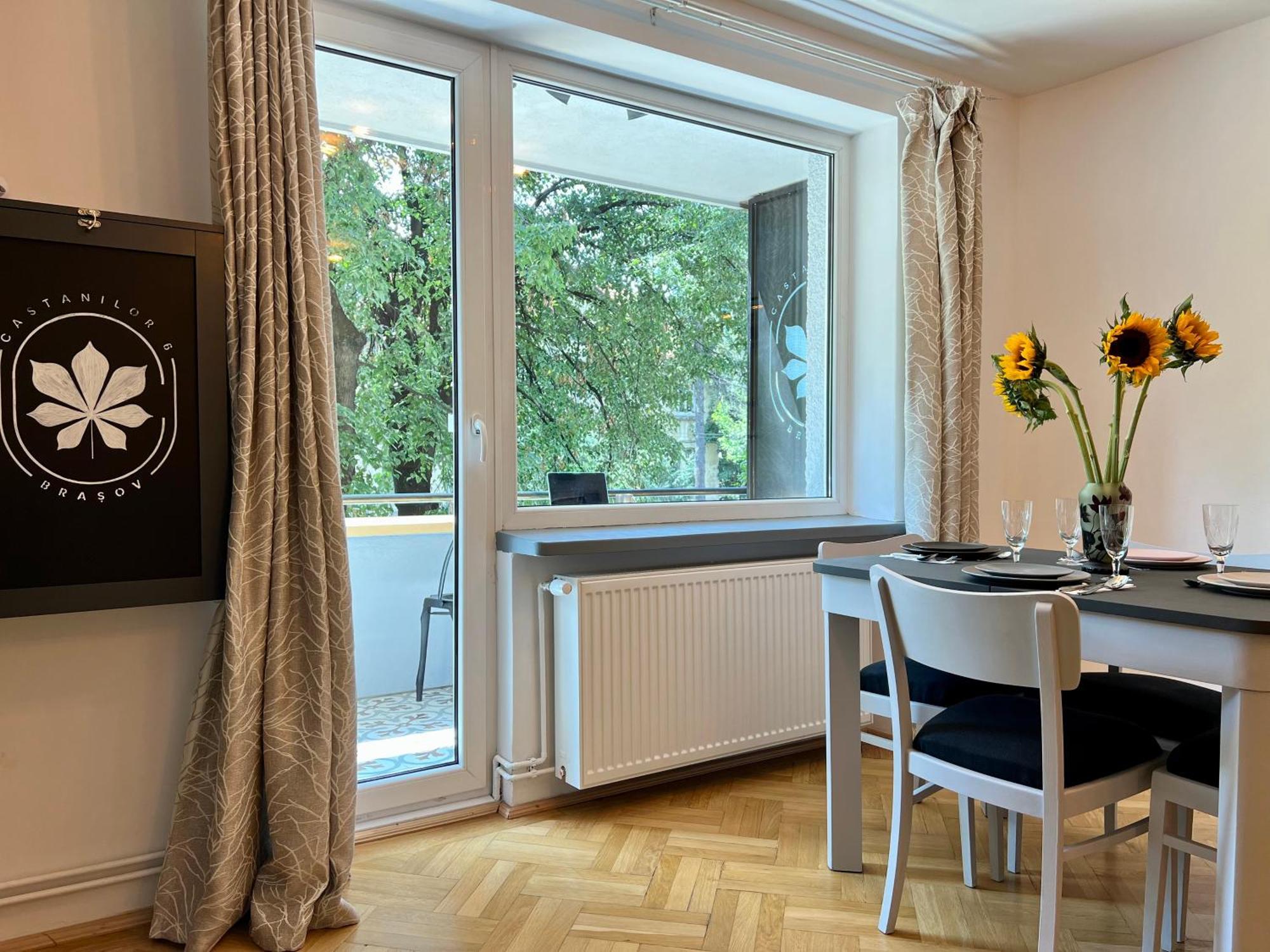 Castanilor 6 - Hip Industrial Apartment Close To City Centre Braşov Eksteriør billede